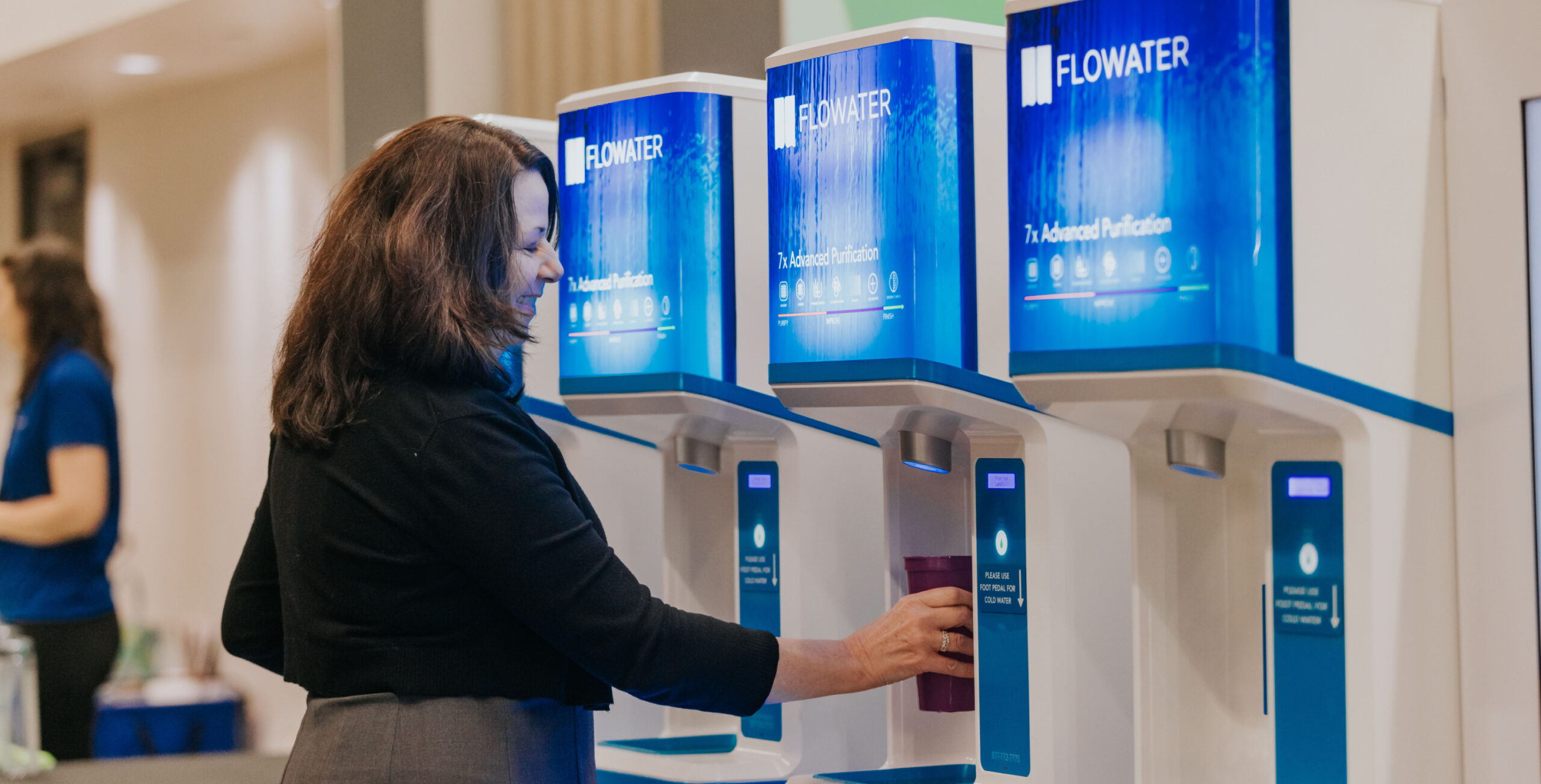 woman using flowater machine