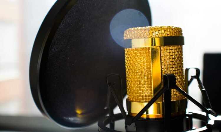 gold microphone